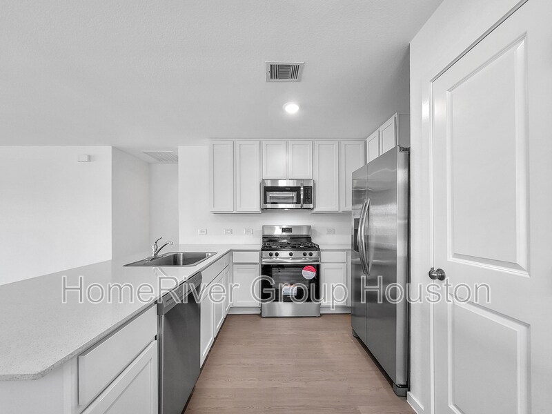 Building Photo - 207 Brandi Dr