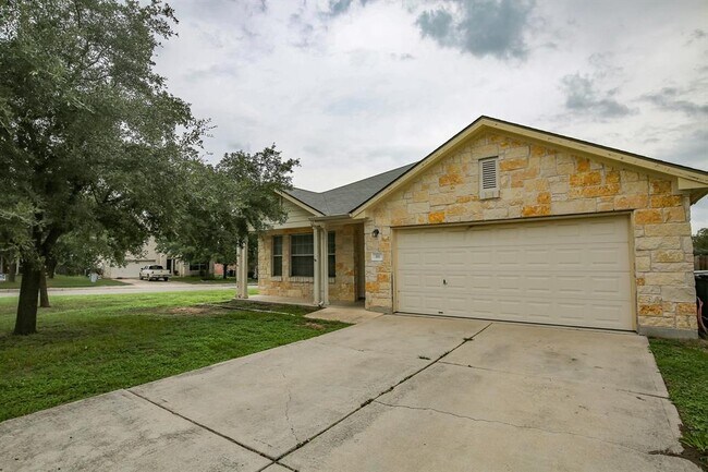 Building Photo - 111 Carriage Way