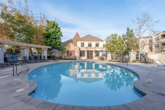 Building Photo - Laurel Terrace Apartment Homes