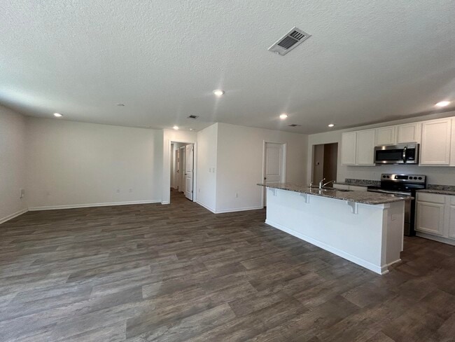 Building Photo - 916 Merganser Way