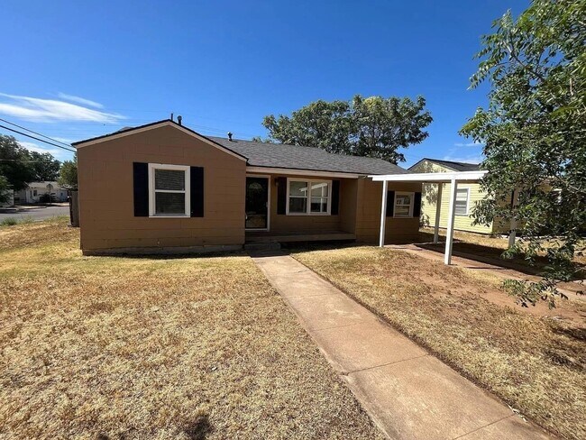 Primary Photo - 4601 32nd St