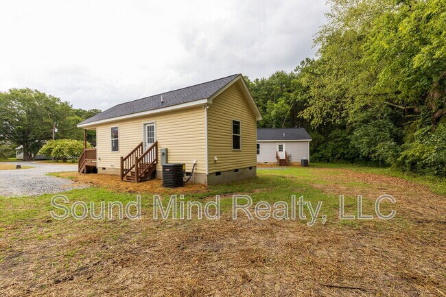 Building Photo - 292 Kivett Rd