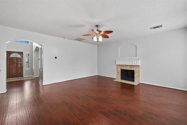 Building Photo - 16642 Chinn Ridge Ln
