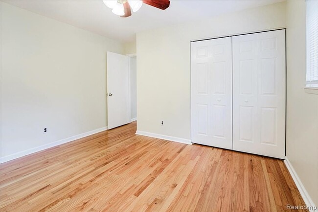 Building Photo - 11809 Meteor Dr