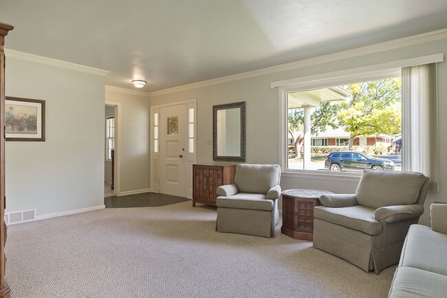 Building Photo - 4121 Crosby St