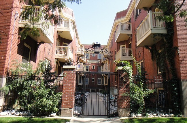 Building Photo - 1540 Grant St