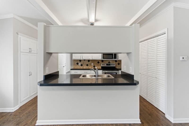 Building Photo - 3017 Casa Dr