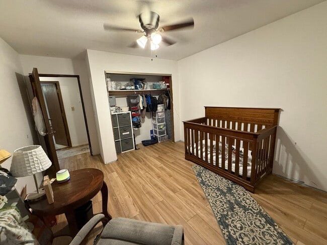 Building Photo - 4-bedroom home in Fairbanks / Dog friendly / Natural Gas