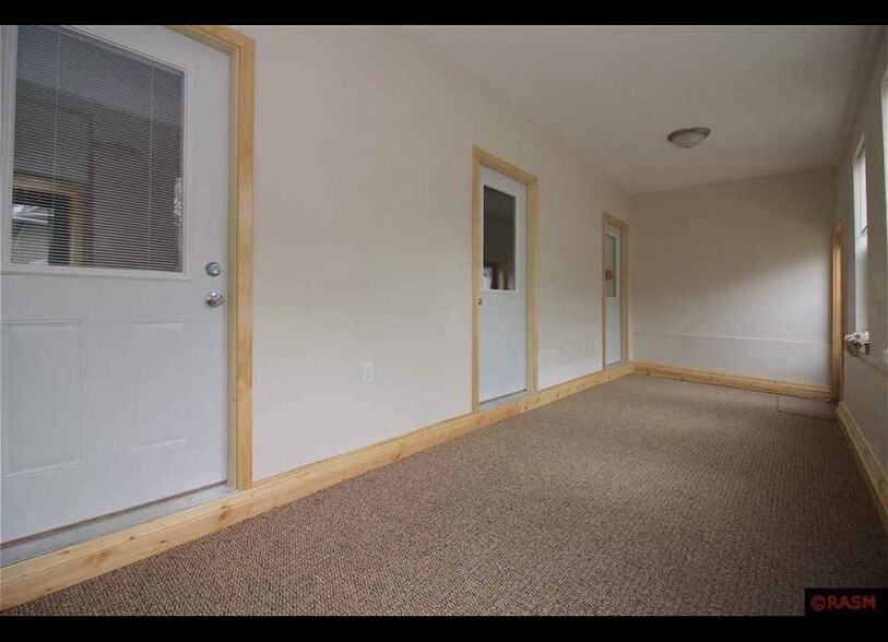 Building Photo - 116 Van Brunt St