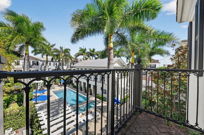 Building Photo - 121 Lily Ln