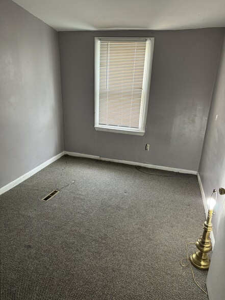 Building Photo - 1225 Lobdell St