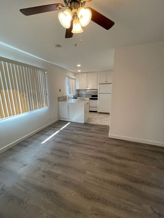 Building Photo - Updated Granny Unit-Prime Montgomery Villa...