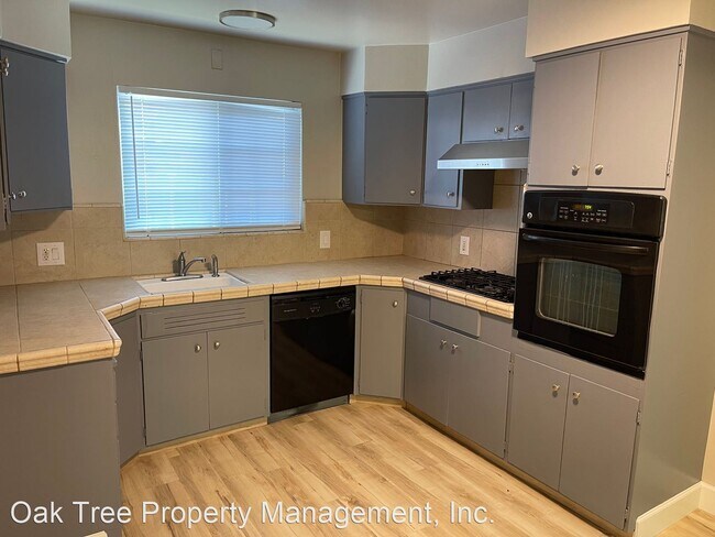 Building Photo - 3 br, 2 bath House - 2527 Harvard Avenue