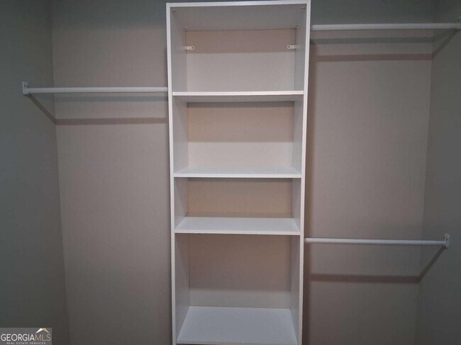 Building Photo - 3180 Tackett Rd