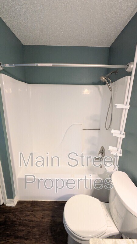 Building Photo - 7524 Sandy Creek Dr