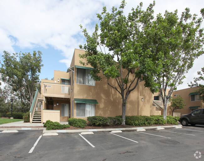 Beech Street Knoll Apartments - 3415-3485 Beech St San Diego CA 92102 ...