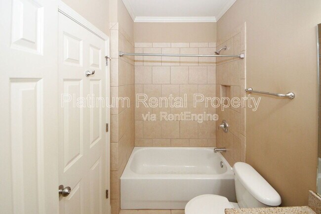 Building Photo - 4580 Wykeshire Ct