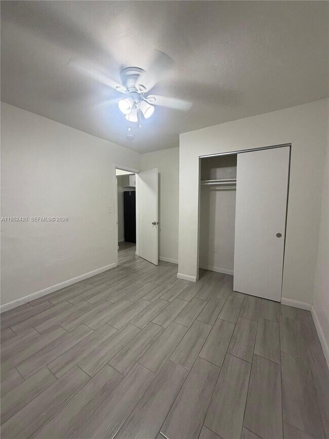 Building Photo - 1317 NW 2nd Ave