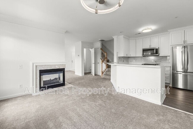 Building Photo - 45490 Whistling Terrace