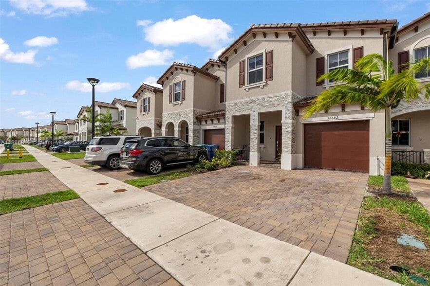 Building Photo - 12652 NW 23rd Pl