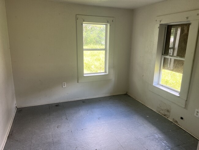Primary Photo - 507 N 6th St