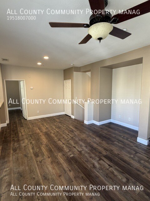 Building Photo - 44920 Honey Locust Dr