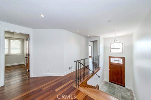 Building Photo - 2816 Manhattan Ave