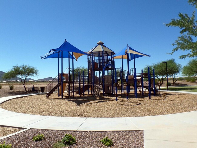 Building Photo - Gilbe Single Story 4 Bedroom