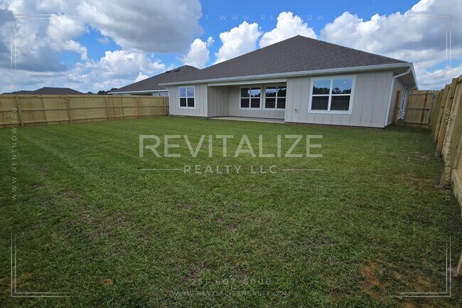 Building Photo - 4BR Home with Community Pool & Gym – Roberts Cove, Foley