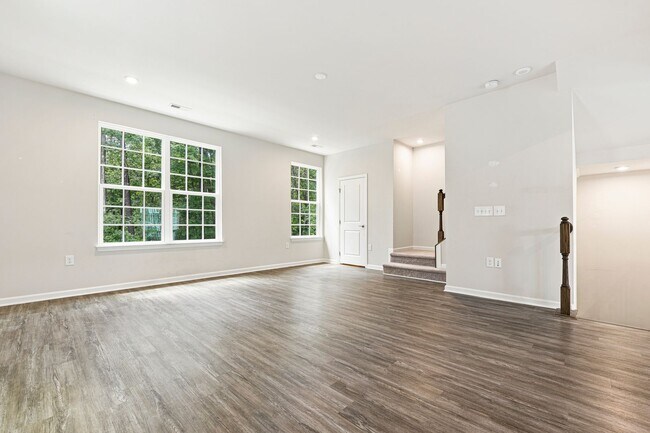 Building Photo - 121 Callowhill Ln