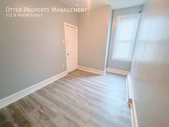 Building Photo - 532 N Paxon St