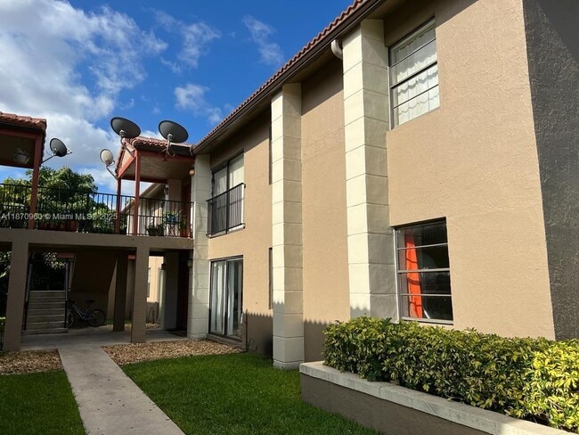 Building Photo - 3157 Coral Ridge Dr