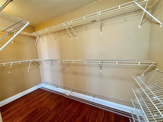 Building Photo - 3610 SW 114th Ave