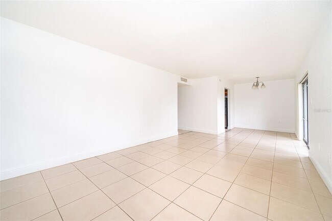 Building Photo - 4701 S Texas Ave