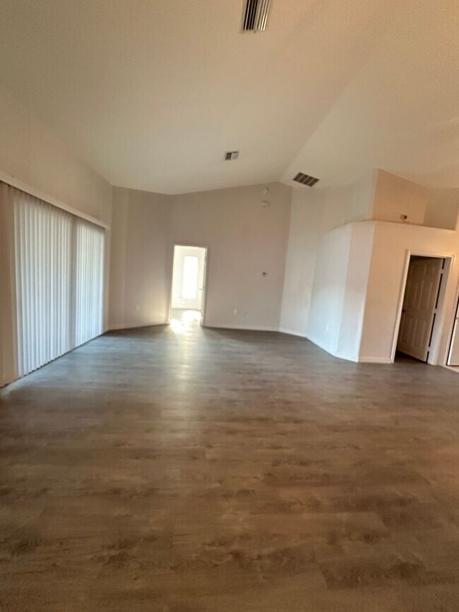 Building Photo - 13281 SW 79th Cir
