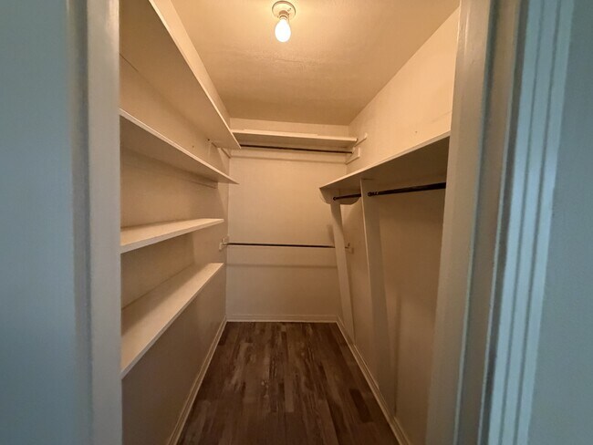 Building Photo - 4016 32nd St