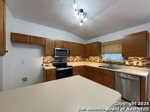 Building Photo - 10352 Bobcat Bluff