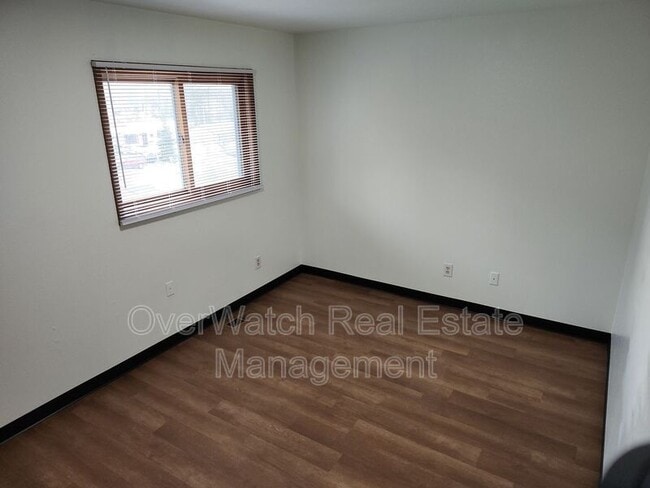 Building Photo - 167 Michael Ct