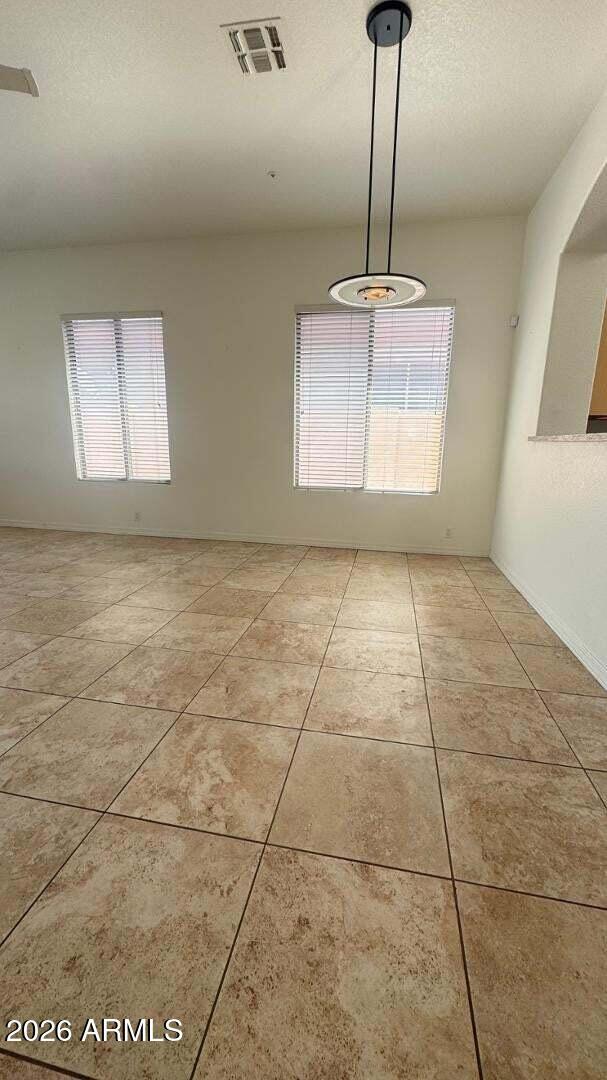 Building Photo - 8856 E Sharon Dr