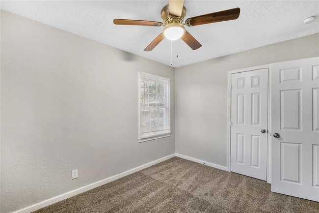 Building Photo - 7343 Krueger Rd