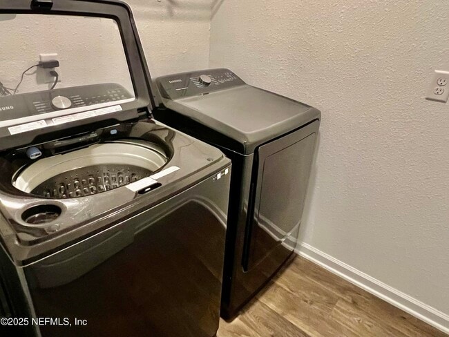 Building Photo - 12659 European Beech Rd