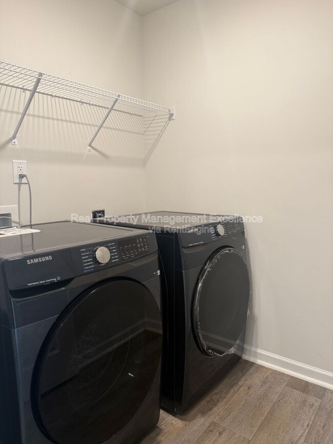 Building Photo - 3117 Pasile Ct