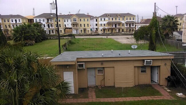 Building Photo - 1712 Market St