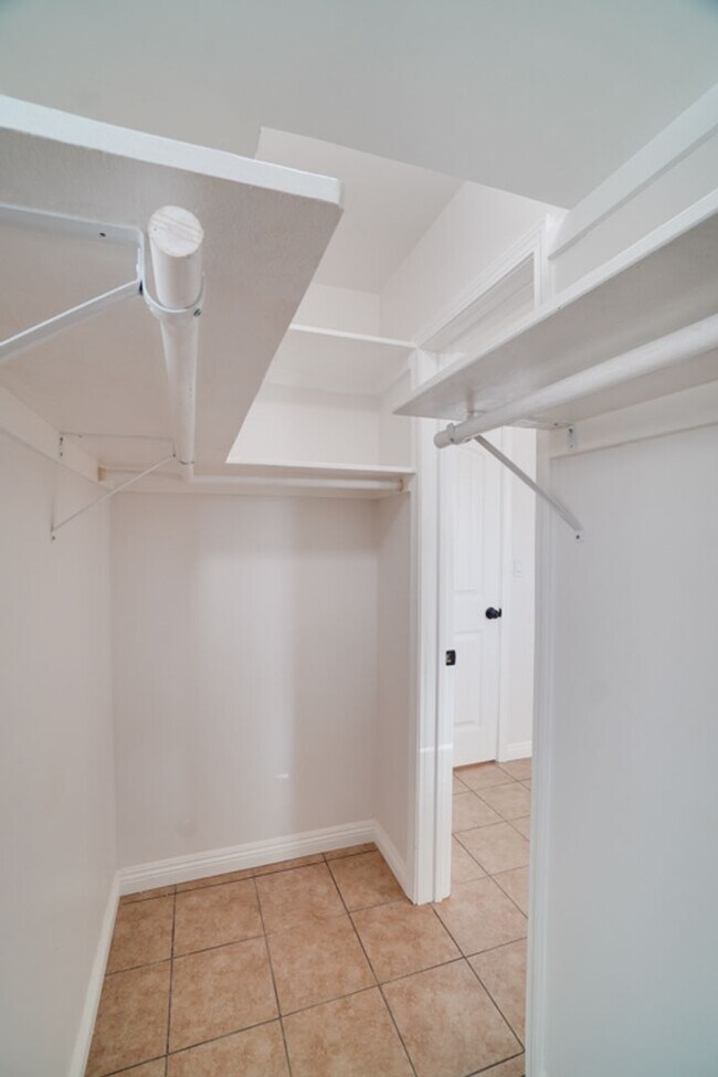 Building Photo - Coleen Ct - Gorgeous, Newly Remodeled 4 Bedroom 2 Bath House near Downtown El Cajon!