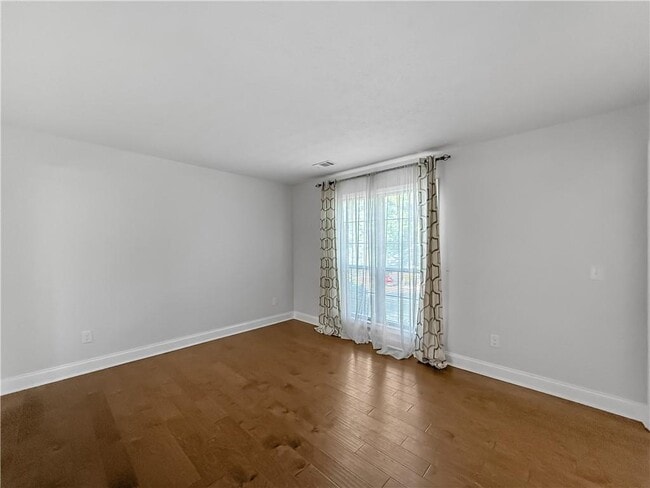 Building Photo - 4410 Wessington Ln