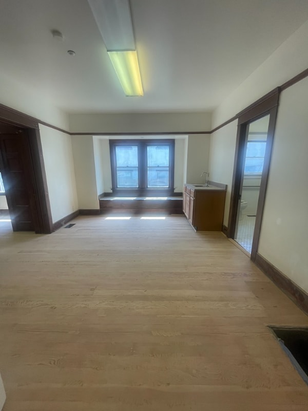 Building Photo - 1135 Magnolia St