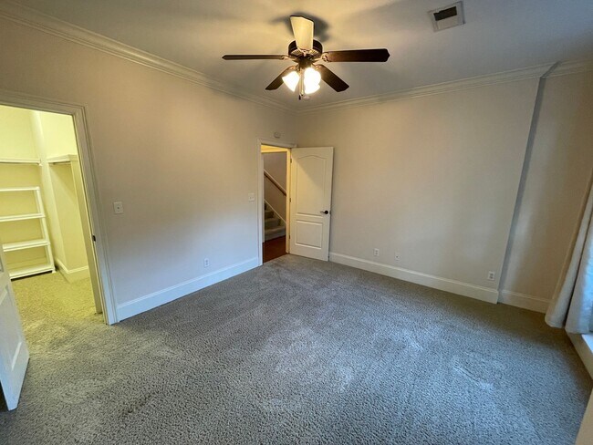 Building Photo - 3BR/3BA For Rent