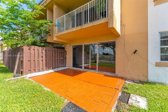 Building Photo - 14260 SW 57th Ln