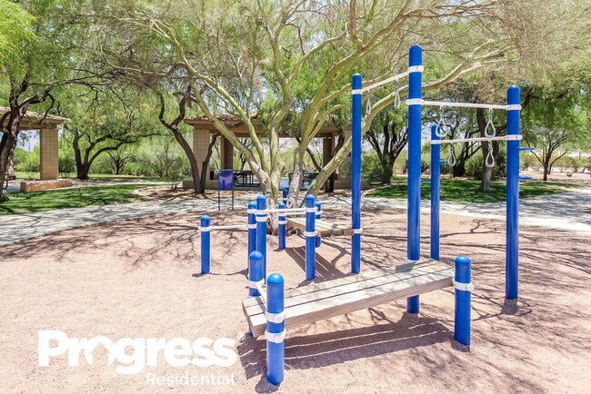 Building Photo - 13181 N Deergrass Dr