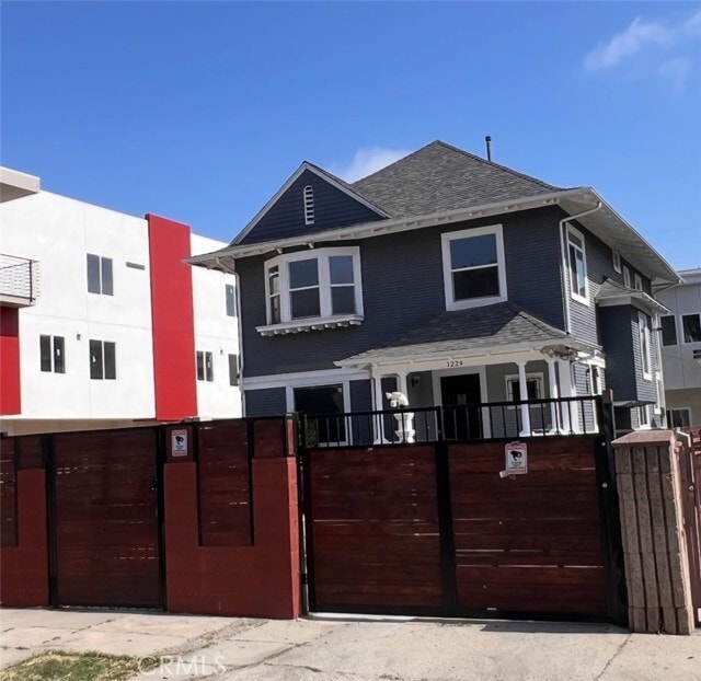 Primary Photo - 1224 W 35th St